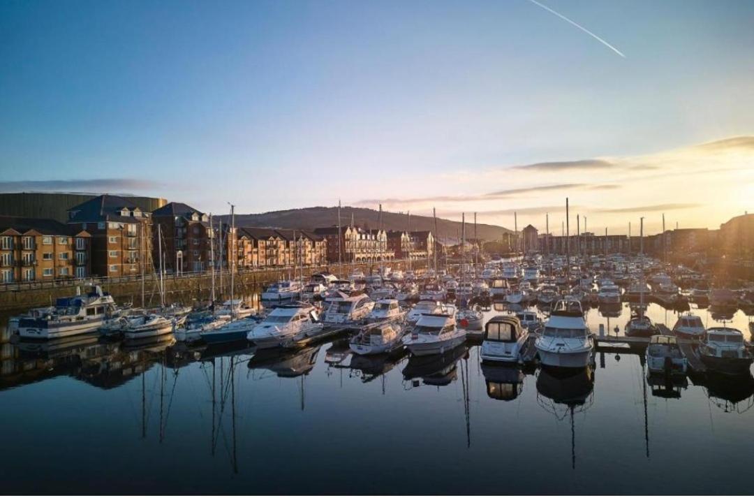Swansea Marina Apartment Exteriör bild